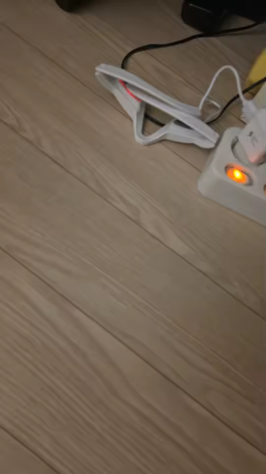 Eye Massager connected for charging